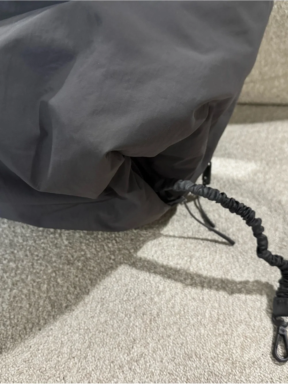 BEIS Air Backpack in Charcoal EUC - Picture 6 of 6